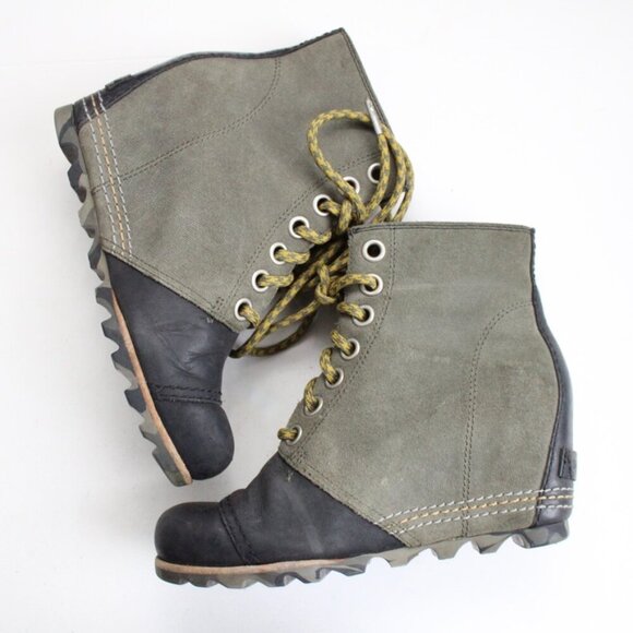 SOREL Women's Green Black 1964 Premium Waterproof  Wedge Heeled Boots Size 6 - Picture 4 of 5